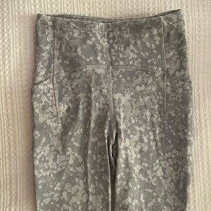 Lululemon size 4 leggings. Gray and white.